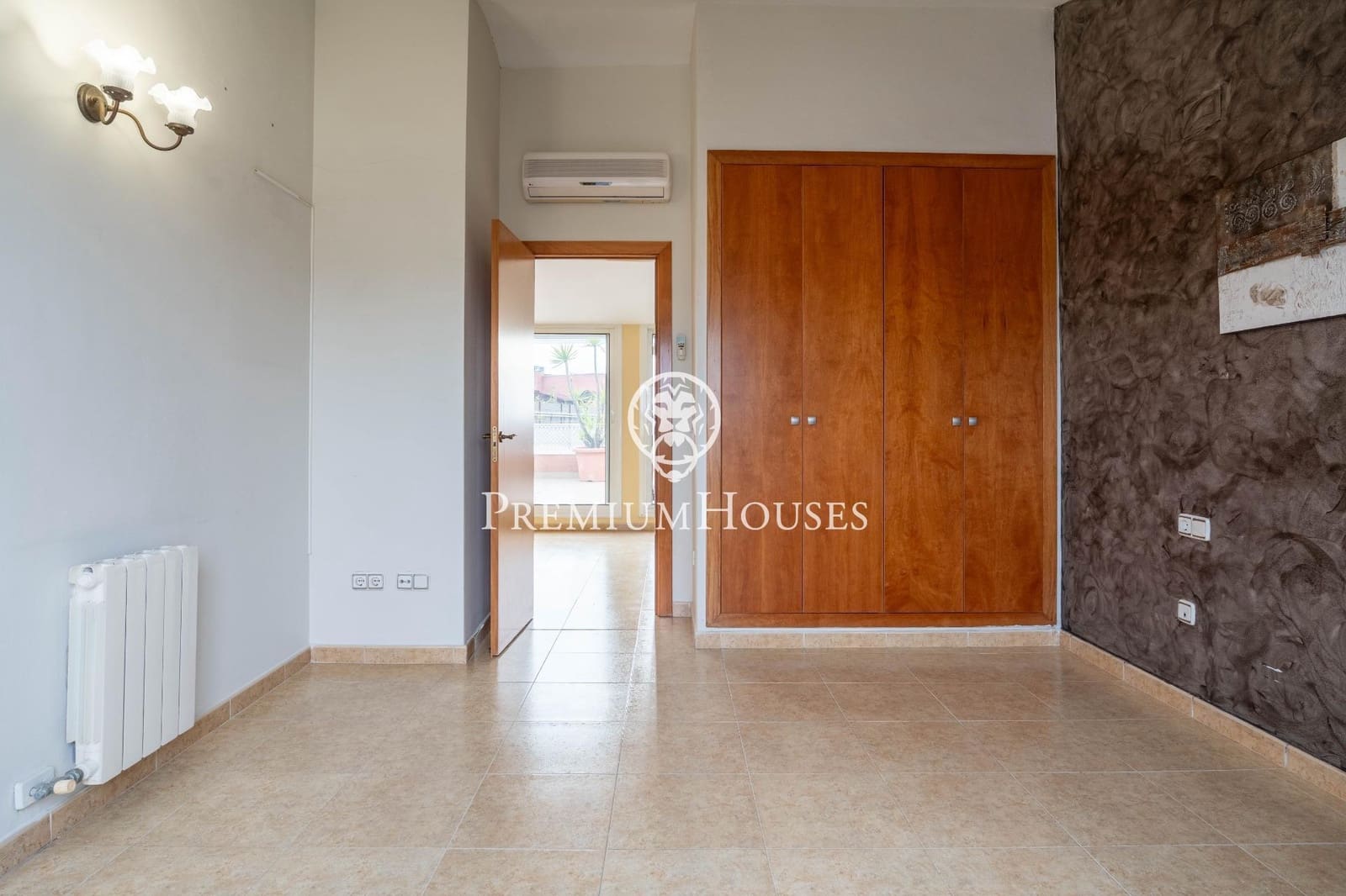 4 slaapkamer Penthouse te koop in Vilanova i la Geltru - € 590.000 (Ref: 9551910)