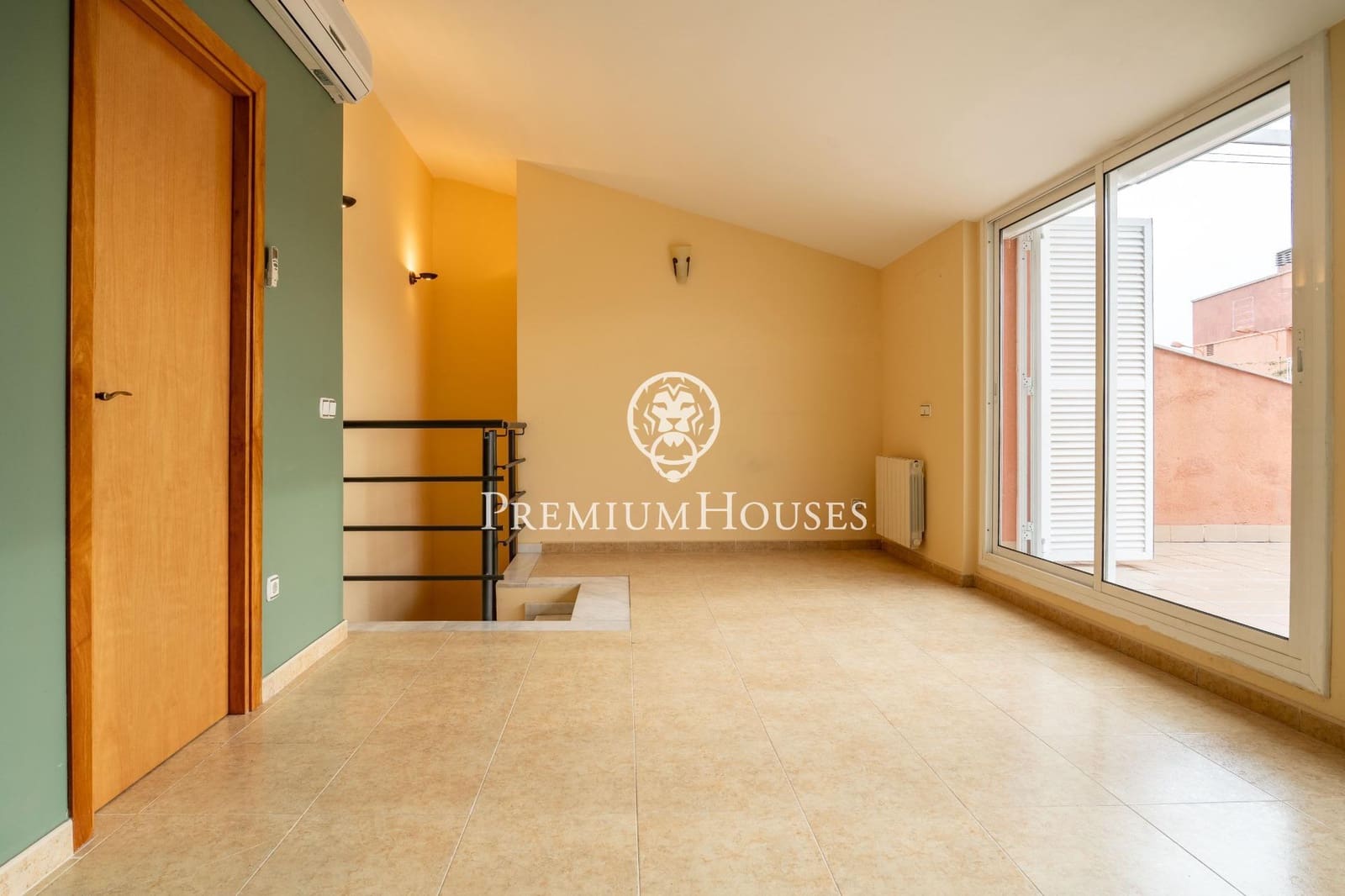 4 slaapkamer Penthouse te koop in Vilanova i la Geltru - € 590.000 (Ref: 9551910)