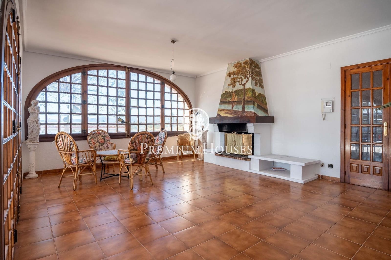 9 bedroom Finca/Country House for sale in El Catllar with pool garage - € 646,000 (Ref: 9562077)