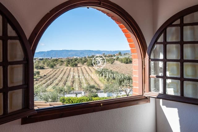 9 slaapkamer Finca/Landhuis te koop in El Catllar met zwembad garage - € 646.000 (Ref: 9562077)