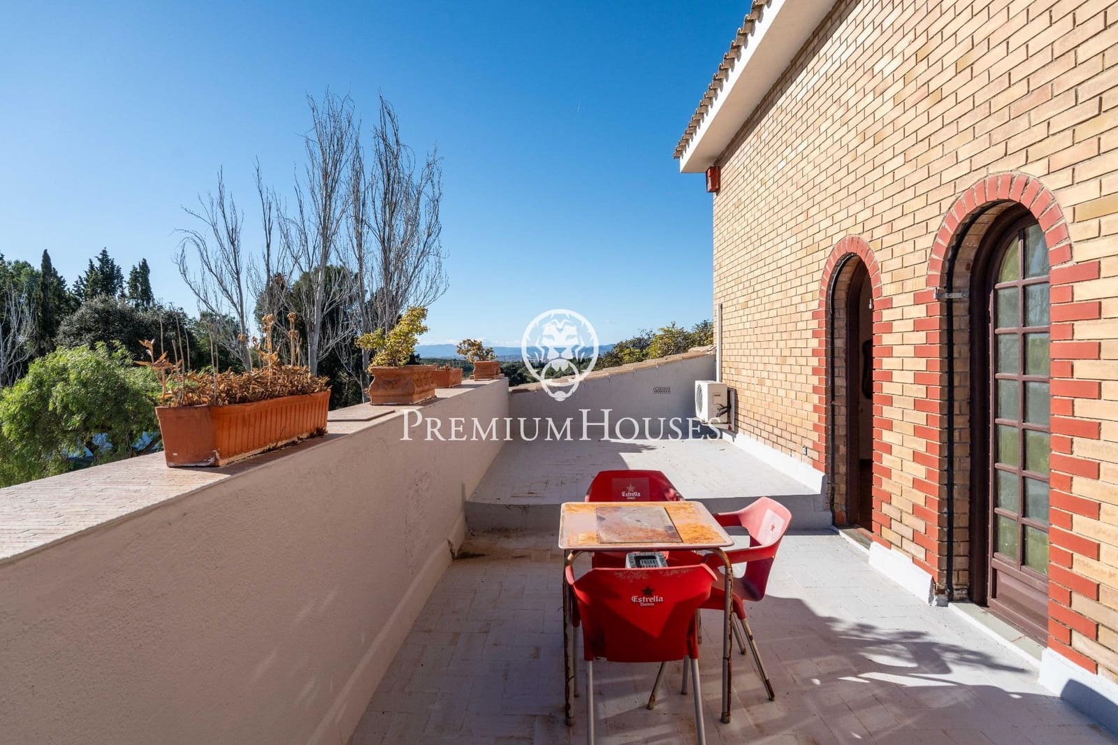 9 bedroom Finca/Country House for sale in El Catllar with pool garage - € 646,000 (Ref: 9562077)