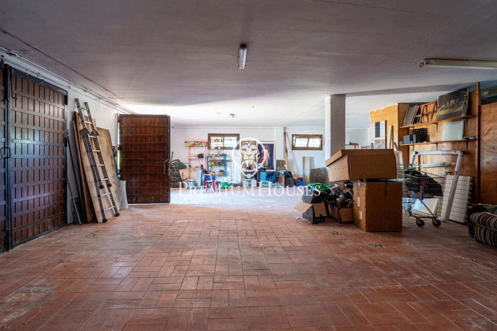 9 bedroom Finca/Country House for sale in El Catllar with pool garage - € 646,000 (Ref: 9562077)