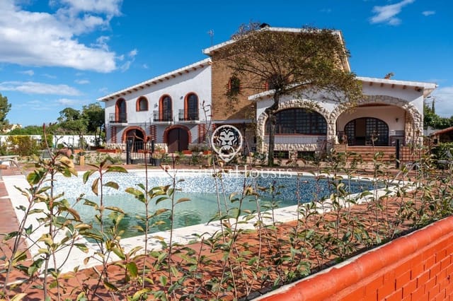 9 slaapkamer Finca/Landhuis te koop in El Catllar met zwembad garage - € 646.000 (Ref: 9562077)