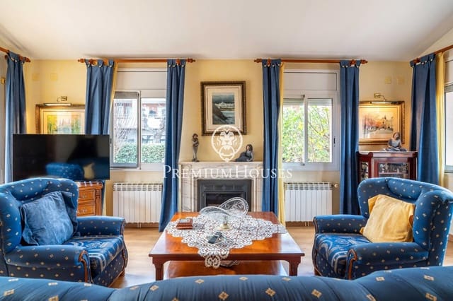 5 quarto Moradia para venda em Salou com garagem - 875 000 € (Ref: 9562080)