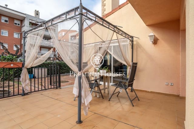 5 quarto Moradia para venda em Salou com garagem - 875 000 € (Ref: 9562080)