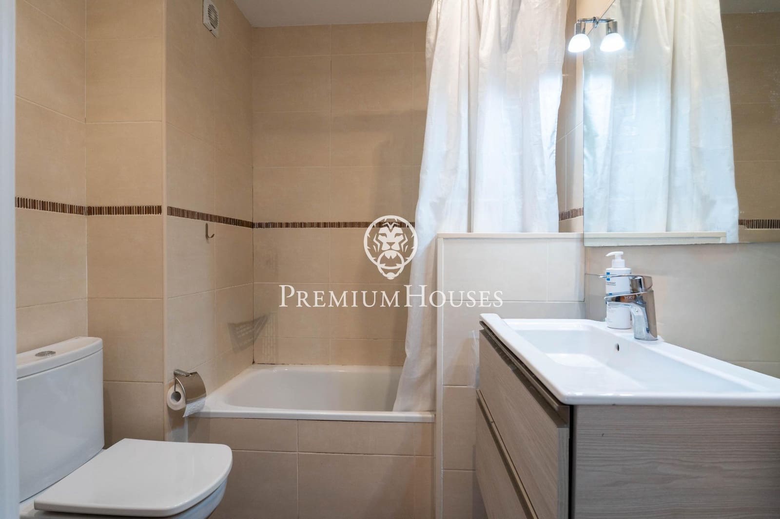 2 Zimmer Apartment zu verkaufen in Sant Pere de Ribes mit Pool - 390.000 € (Ref: 9574807)