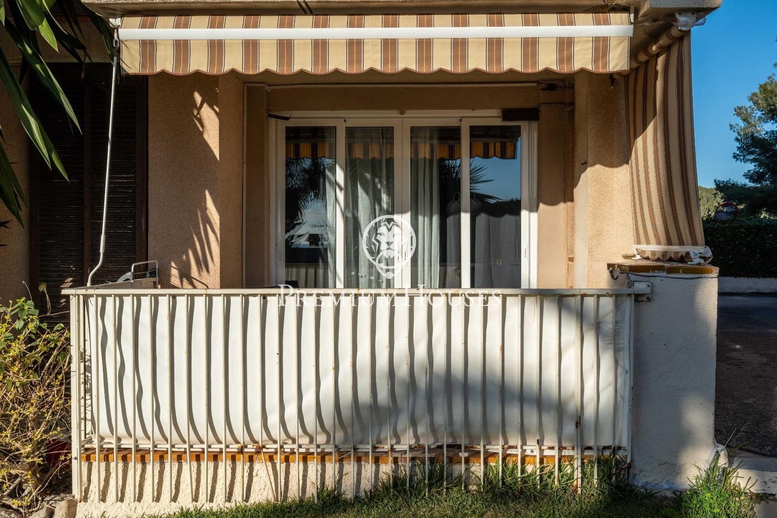 2 bedroom Apartment for sale in Sant Pere de Ribes with pool - € 390,000 (Ref: 9574807)