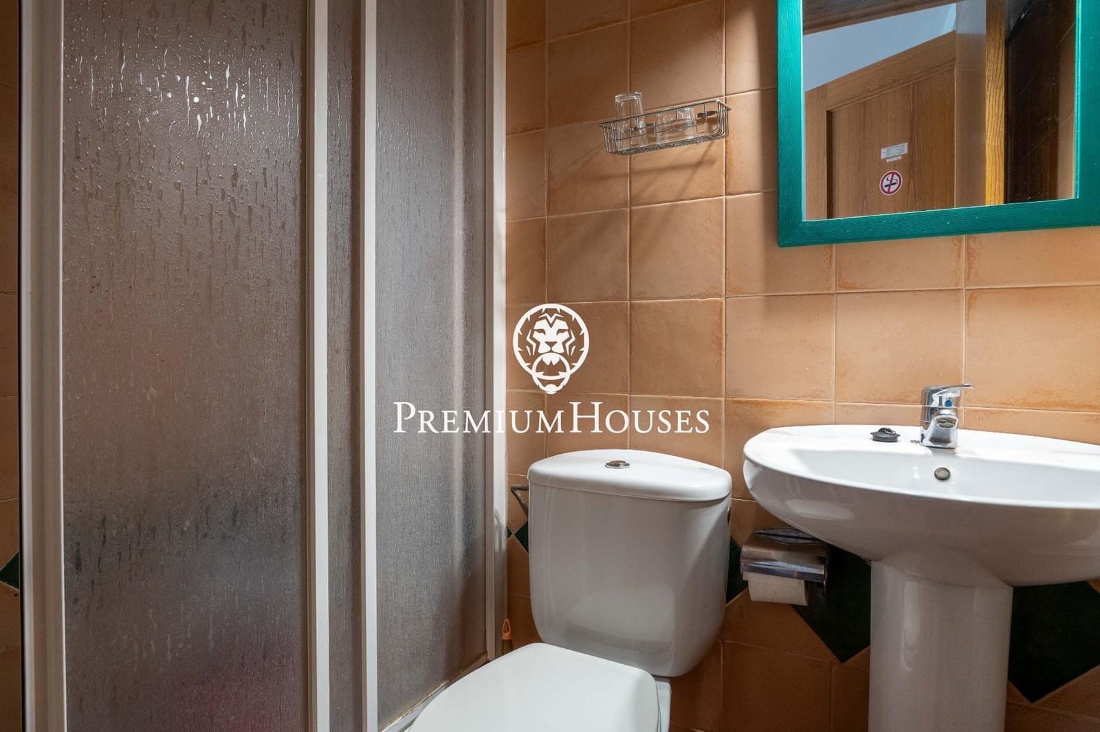 14 bedroom Hotel for sale in Montblanc - € 975,000 (Ref: 9591579)