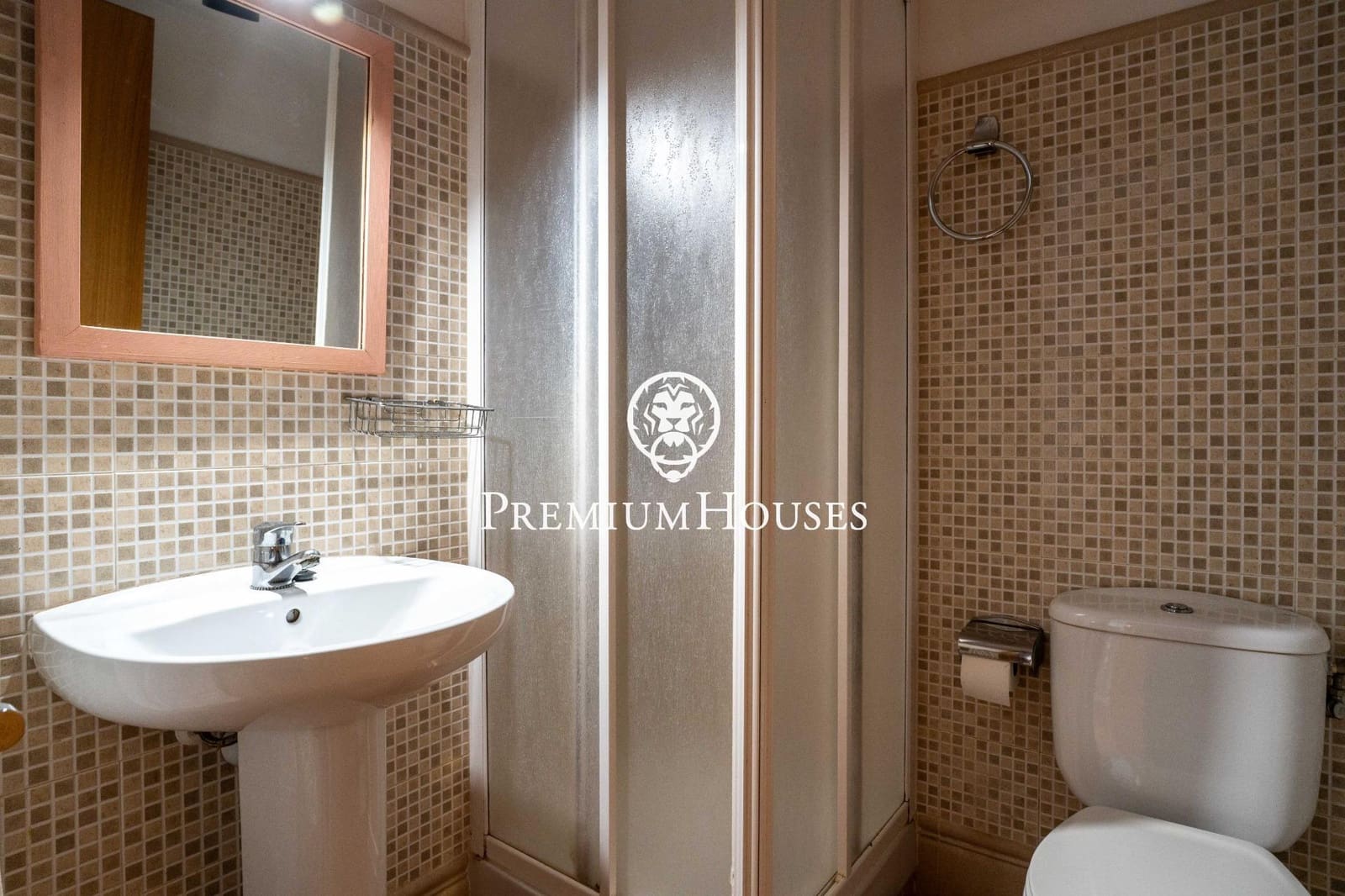 14 bedroom Hotel for sale in Montblanc - € 975,000 (Ref: 9591579)