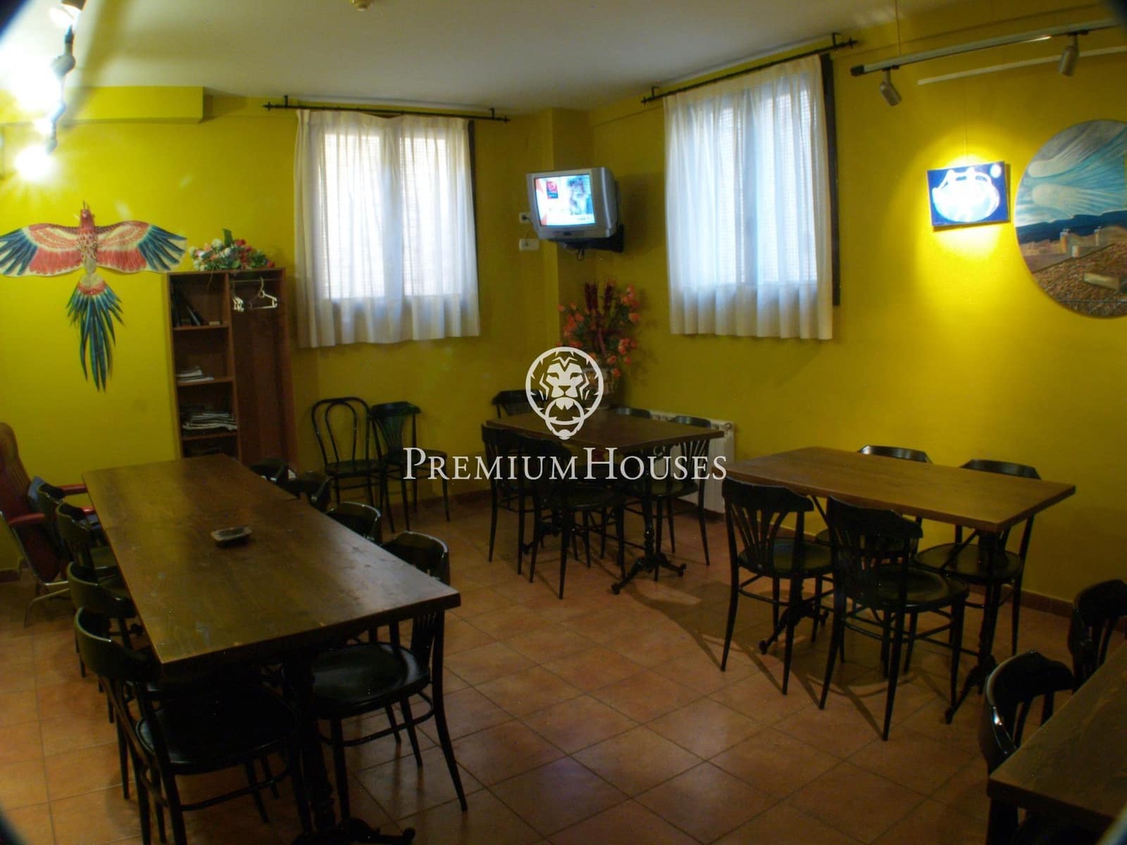 14 bedroom Hotel for sale in Montblanc - € 975,000 (Ref: 9591579)