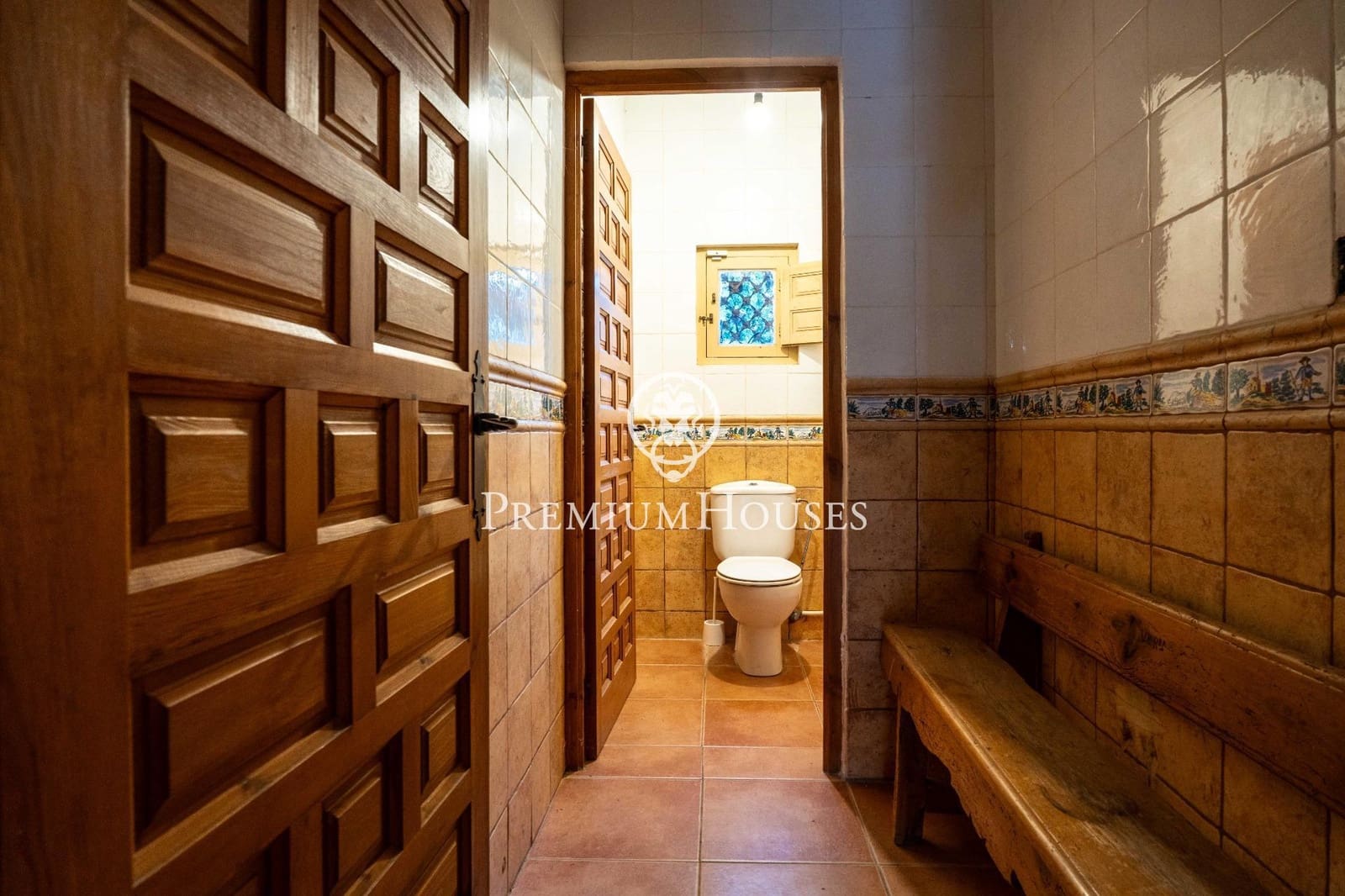 5 bedroom Finca/Country House for sale in Valls with garage - € 390,000 (Ref: 9616086)