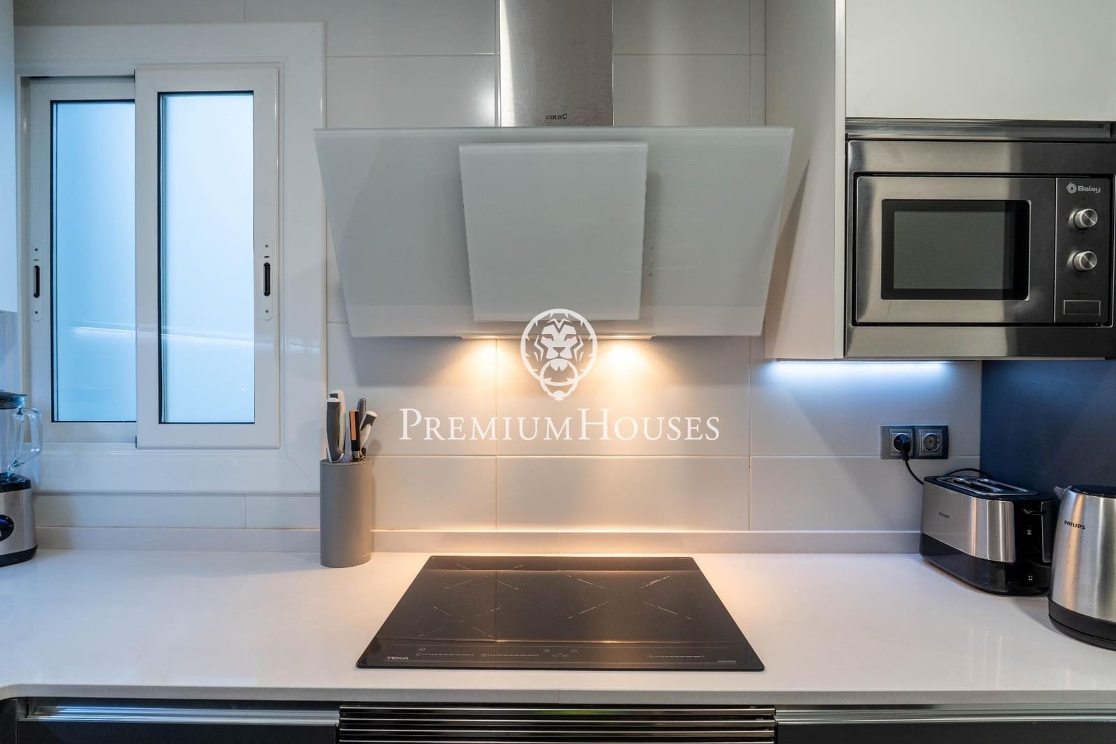 2 makuuhuone Kattohuoneisto myytävänä paikassa Sitges - 675 000 € (Ref: 9616087)