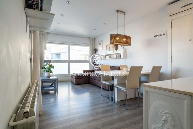 2 makuuhuone Kattohuoneisto myytävänä paikassa Sitges - 675 000 € (Ref: 9616087)