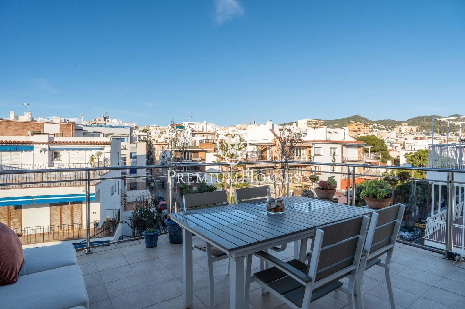 2 makuuhuone Kattohuoneisto myytävänä paikassa Sitges - 675 000 € (Ref: 9616087)