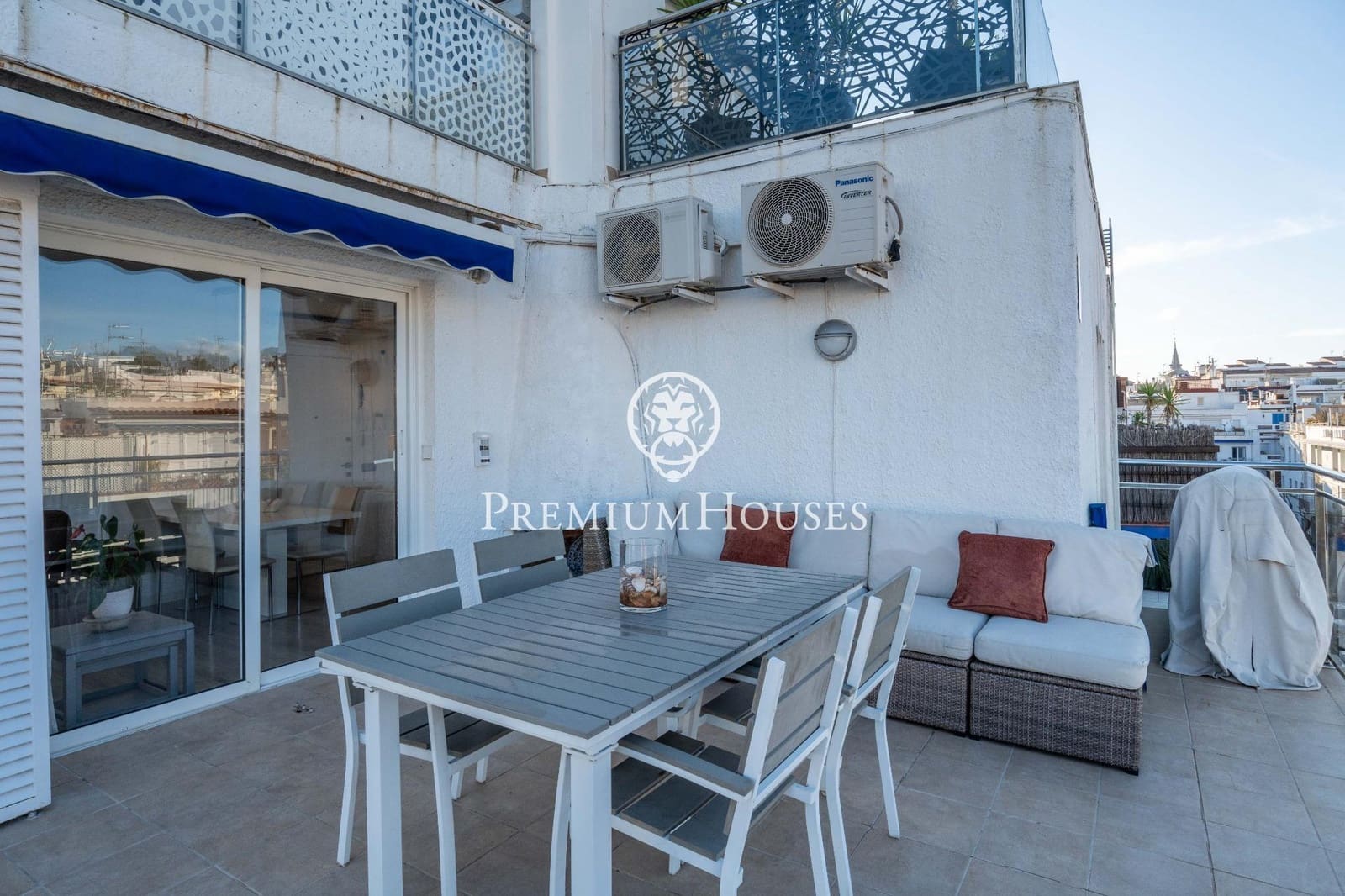 2 makuuhuone Kattohuoneisto myytävänä paikassa Sitges - 675 000 € (Ref: 9616087)