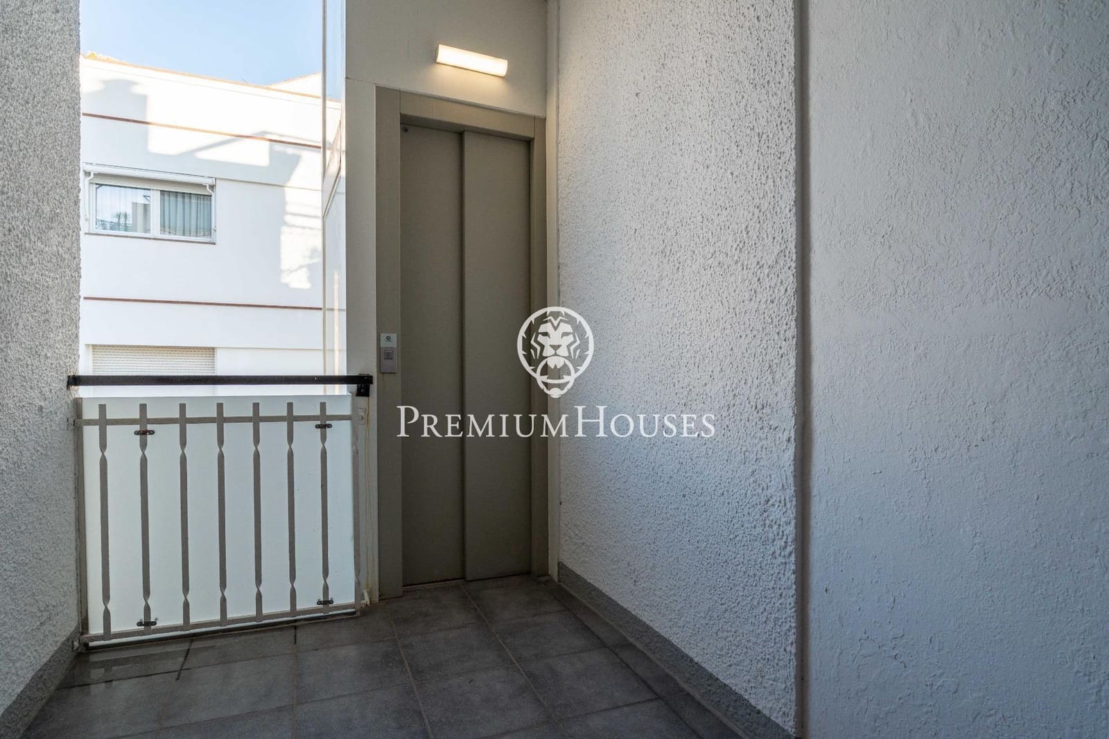 2 makuuhuone Kattohuoneisto myytävänä paikassa Sitges - 675 000 € (Ref: 9616087)