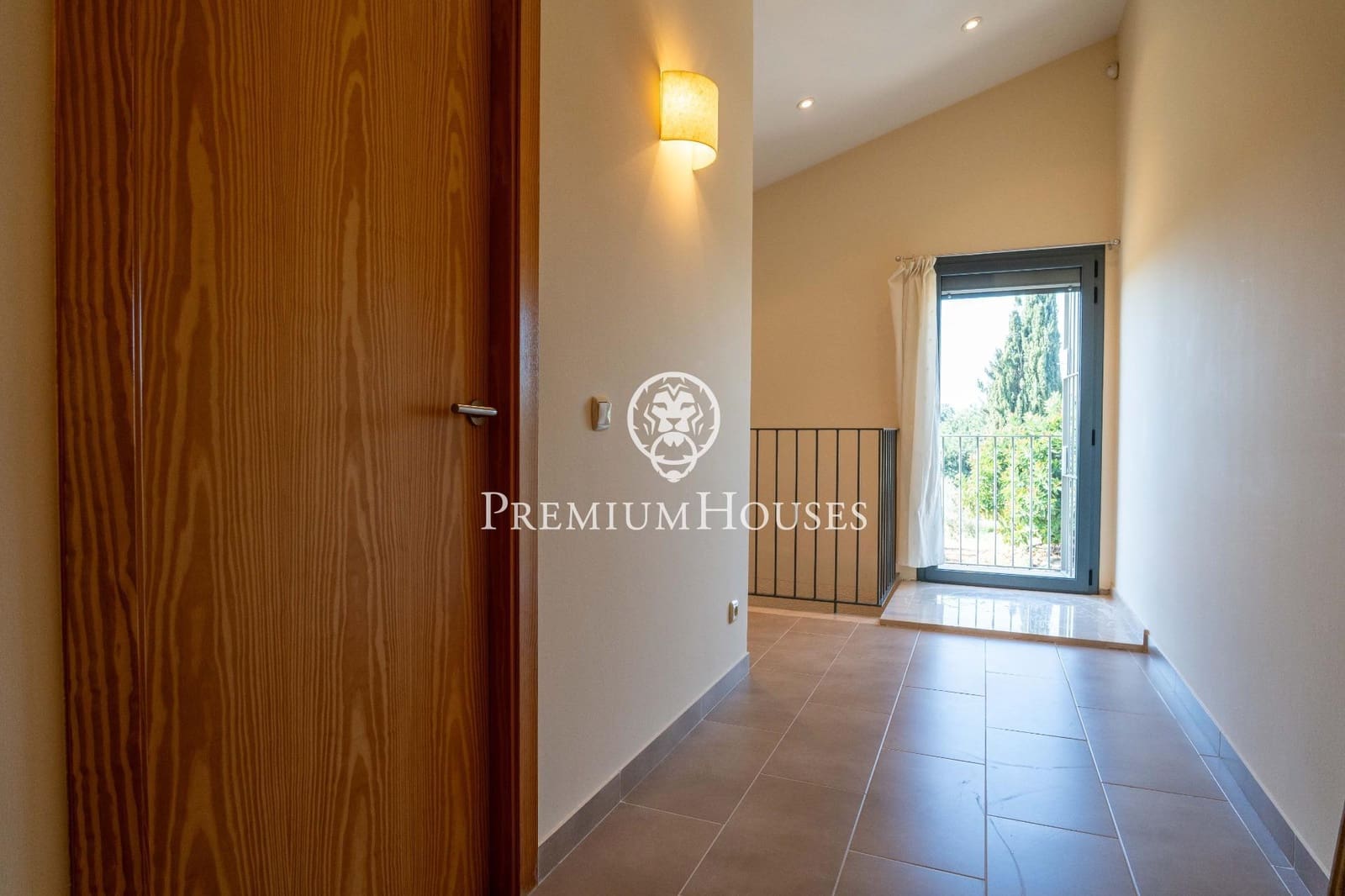 Finca/Casa Rural de 4 habitaciones en Roda de Barà en venta - 1.200.000 € (Ref: 9637802)