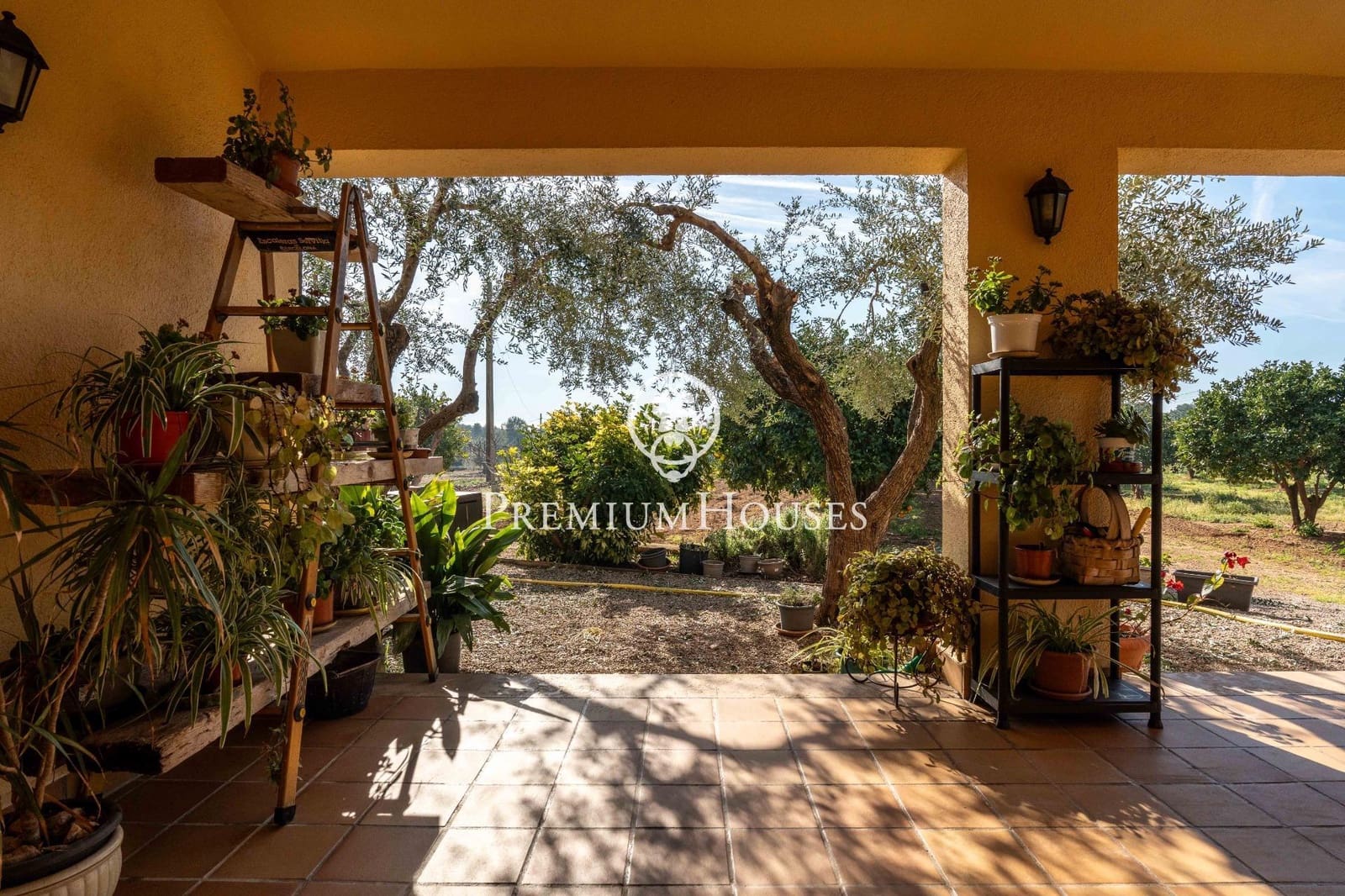 Finca/Casa Rural de 4 habitaciones en Roda de Barà en venta - 1.200.000 € (Ref: 9637802)