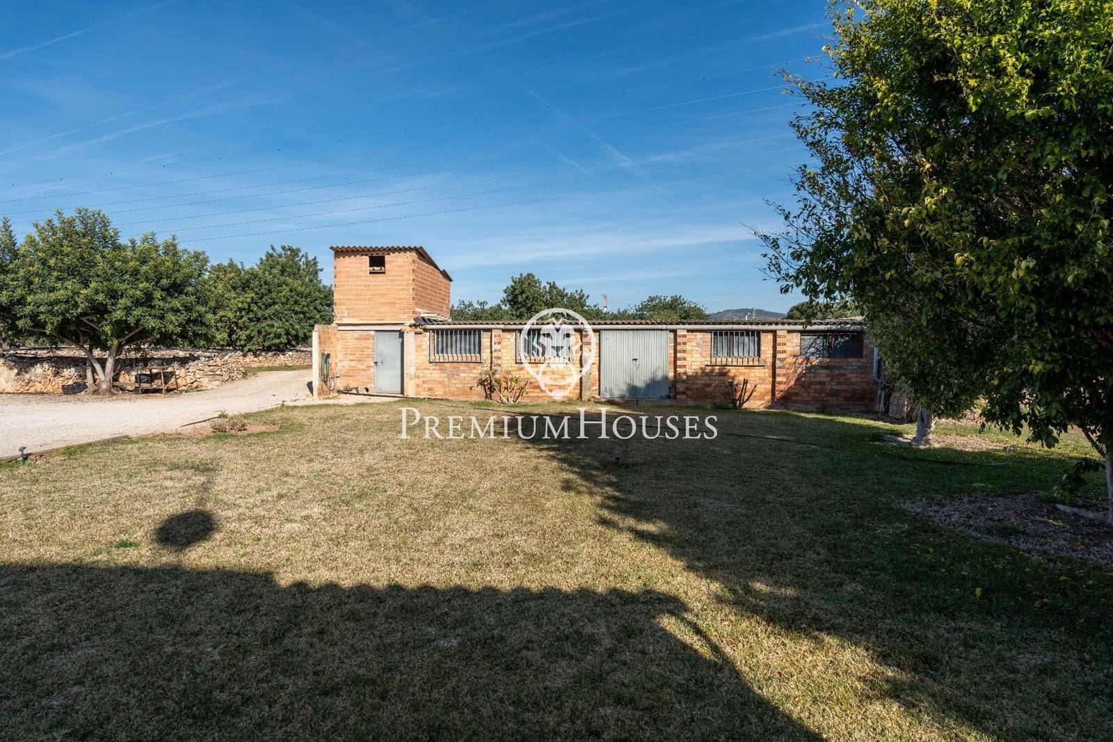 Finca/Casa Rural de 4 habitaciones en Roda de Barà en venta - 1.200.000 € (Ref: 9637802)