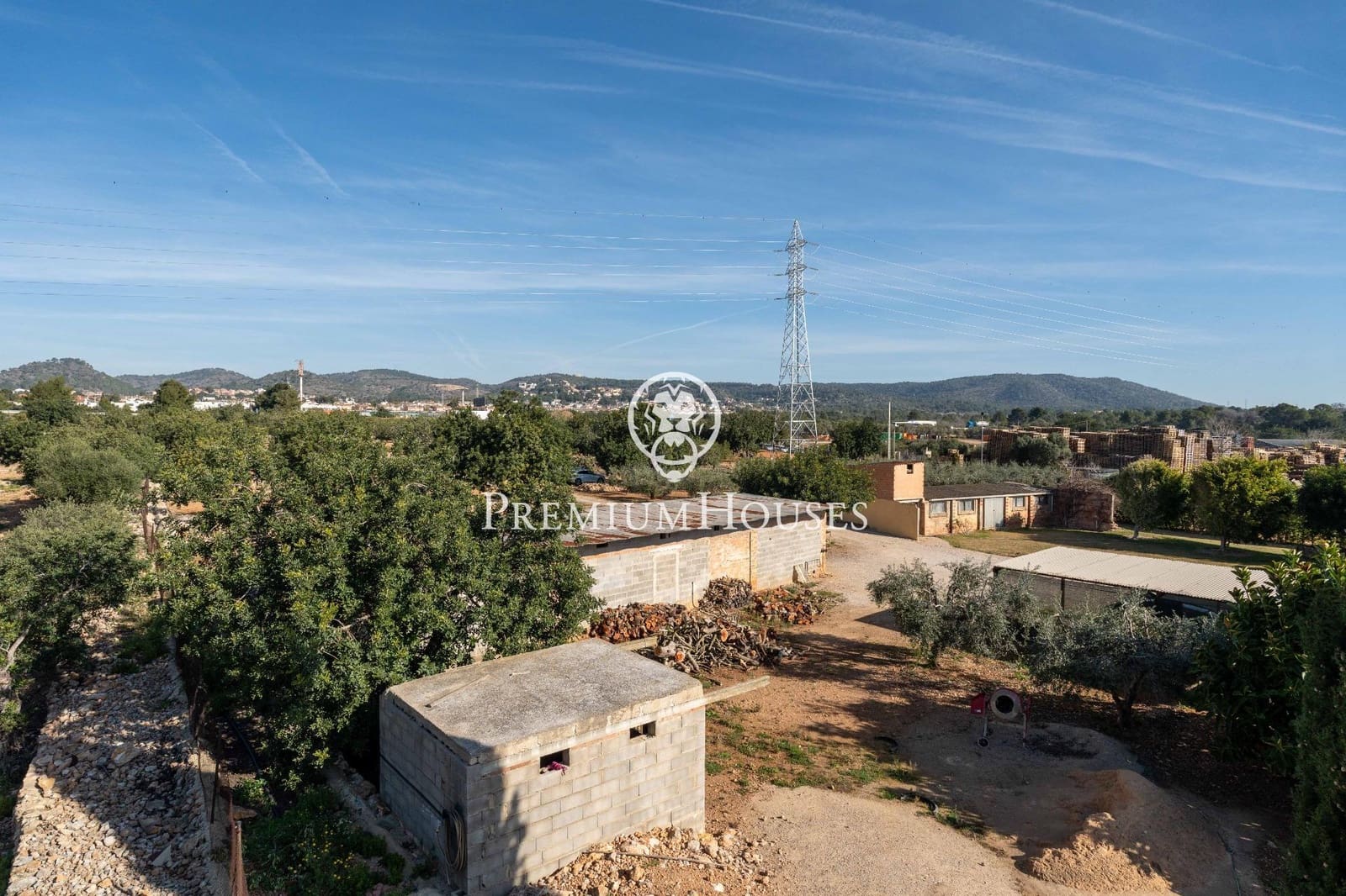 Finca/Casa Rural de 4 habitaciones en Roda de Barà en venta - 1.200.000 € (Ref: 9637802)