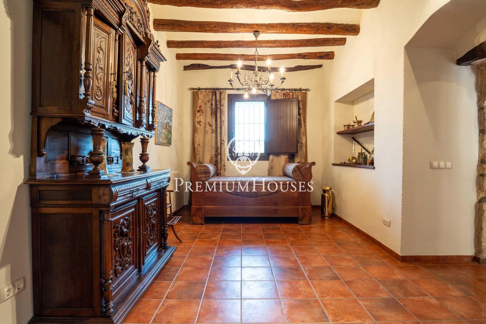 7 sypialnia Finka/Dom wiejski na sprzedaż w El Catllar z basenem garażem - 750 000 € (Ref: 9645271)