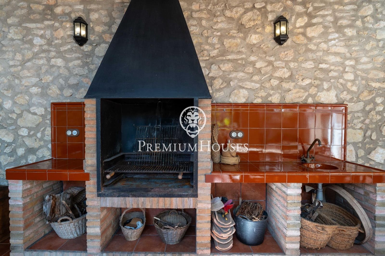 7 bedroom Finca/Country House for sale in El Catllar with pool garage - € 750,000 (Ref: 9645271)