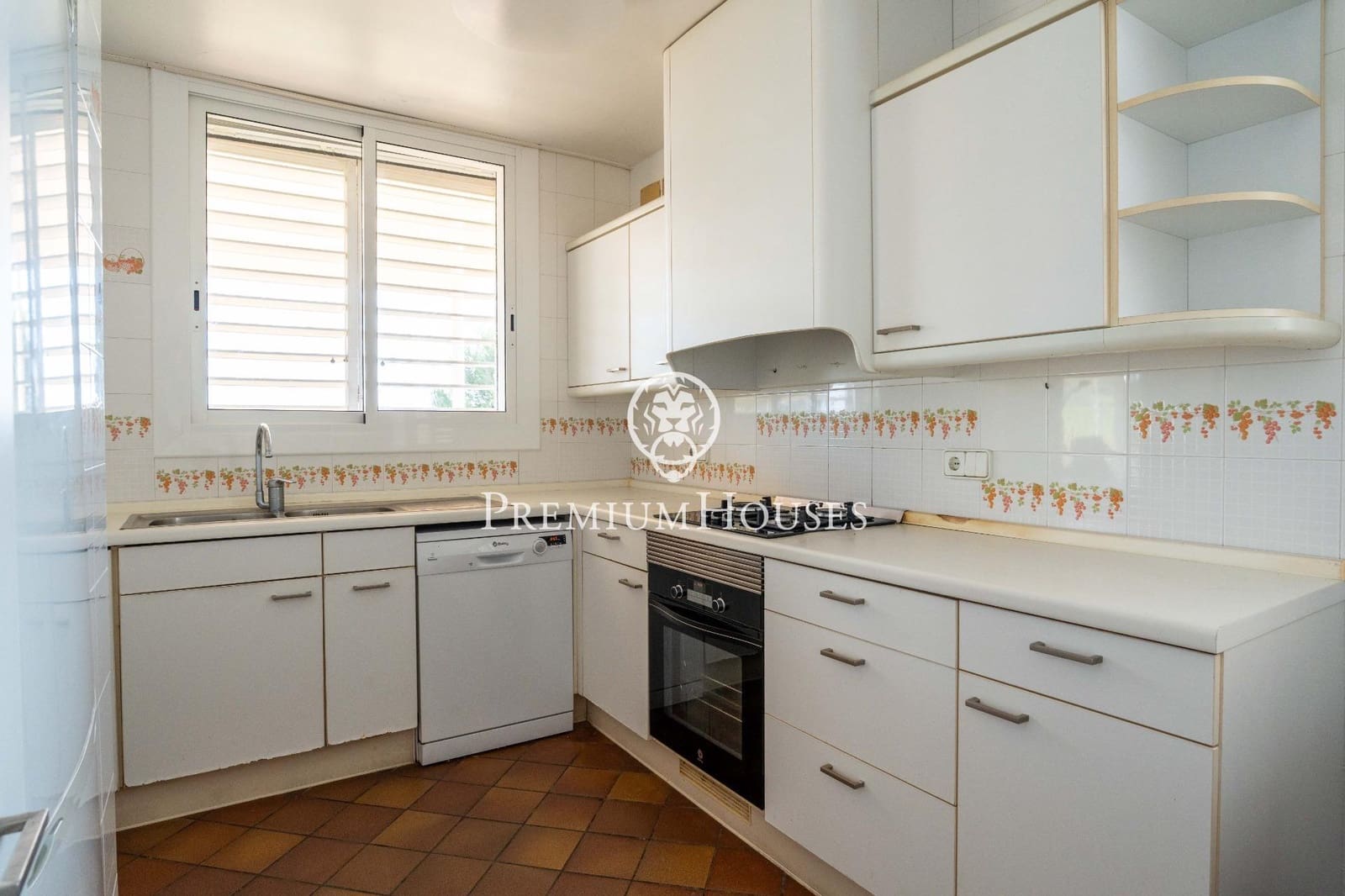 8 makuuhuone Huvila myytävänä paikassa Calafat mukana uima-altaan 
autotalli - 1 060 000 € (Ref: 9652240)