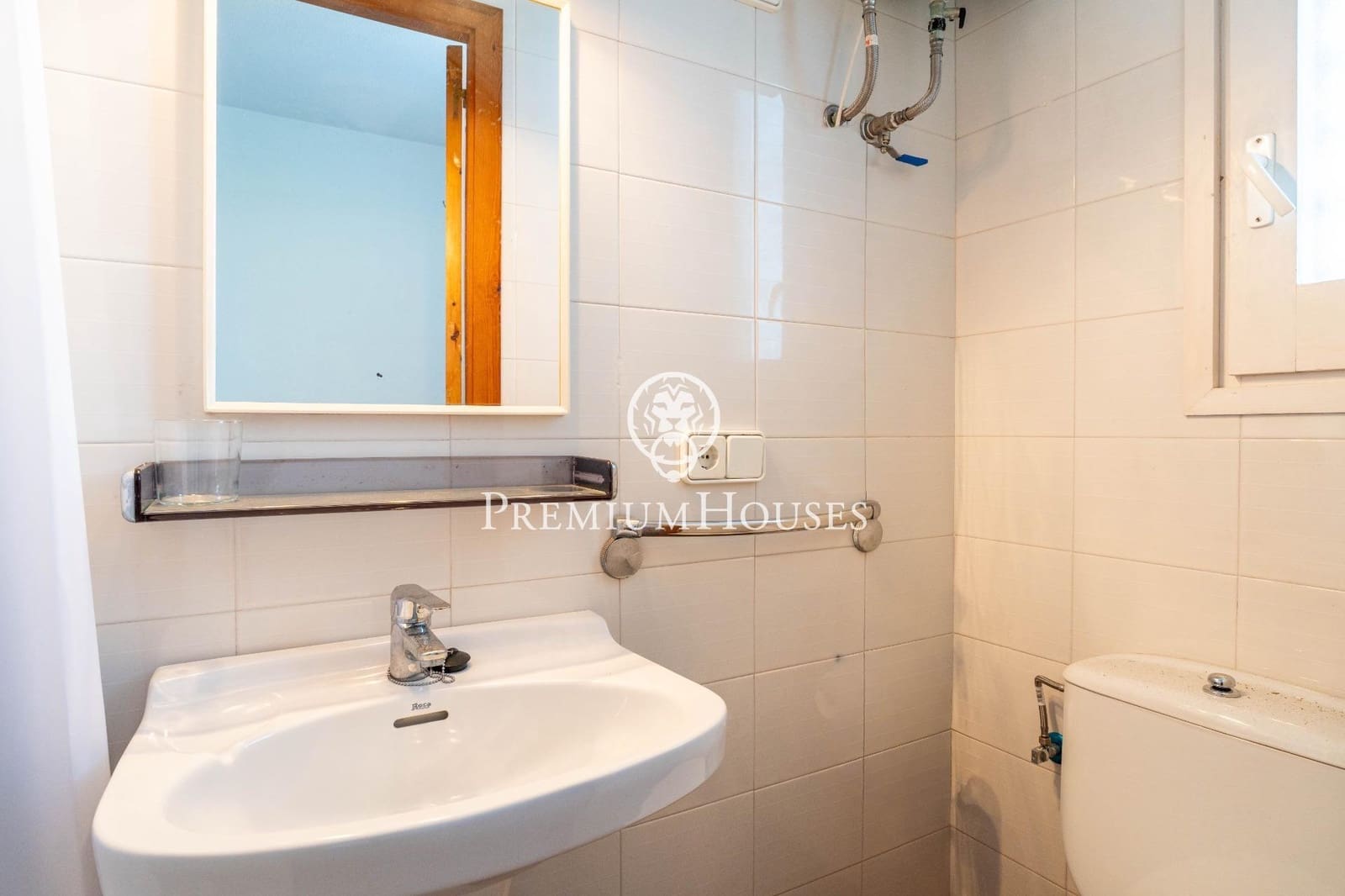 8 makuuhuone Huvila myytävänä paikassa Calafat mukana uima-altaan 
autotalli - 1 060 000 € (Ref: 9652240)