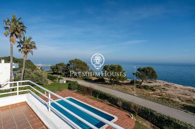 8 makuuhuone Huvila myytävänä paikassa Calafat, L'Ametlla de Mar mukana uima-altaan 
autotalli - 1 060 000 € (Ref: 9652240)