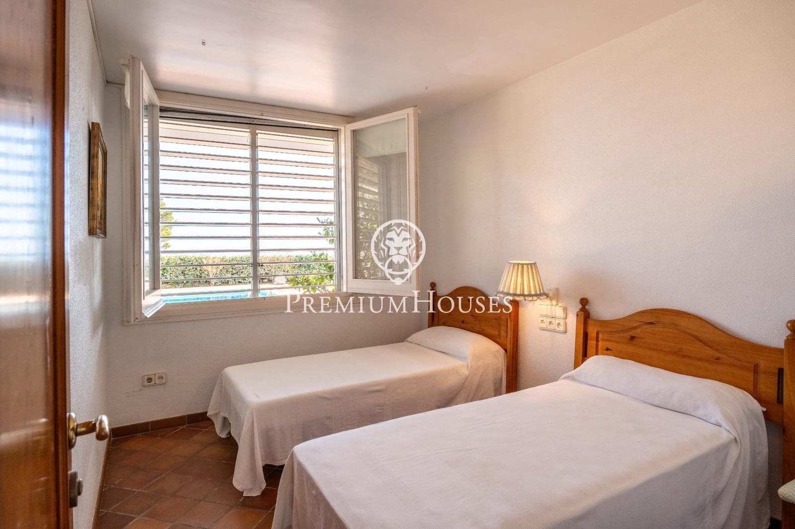 8 makuuhuone Huvila myytävänä paikassa Calafat mukana uima-altaan 
autotalli - 1 060 000 € (Ref: 9652240)