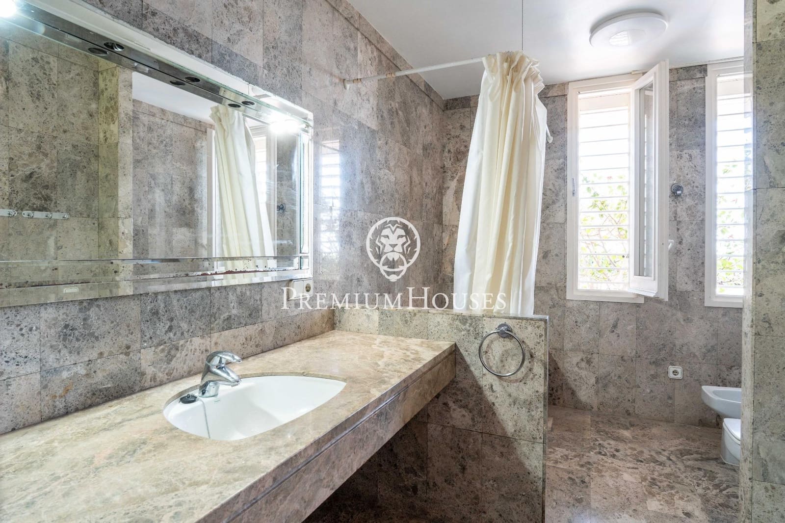 8 makuuhuone Huvila myytävänä paikassa Calafat mukana uima-altaan 
autotalli - 1 060 000 € (Ref: 9652240)