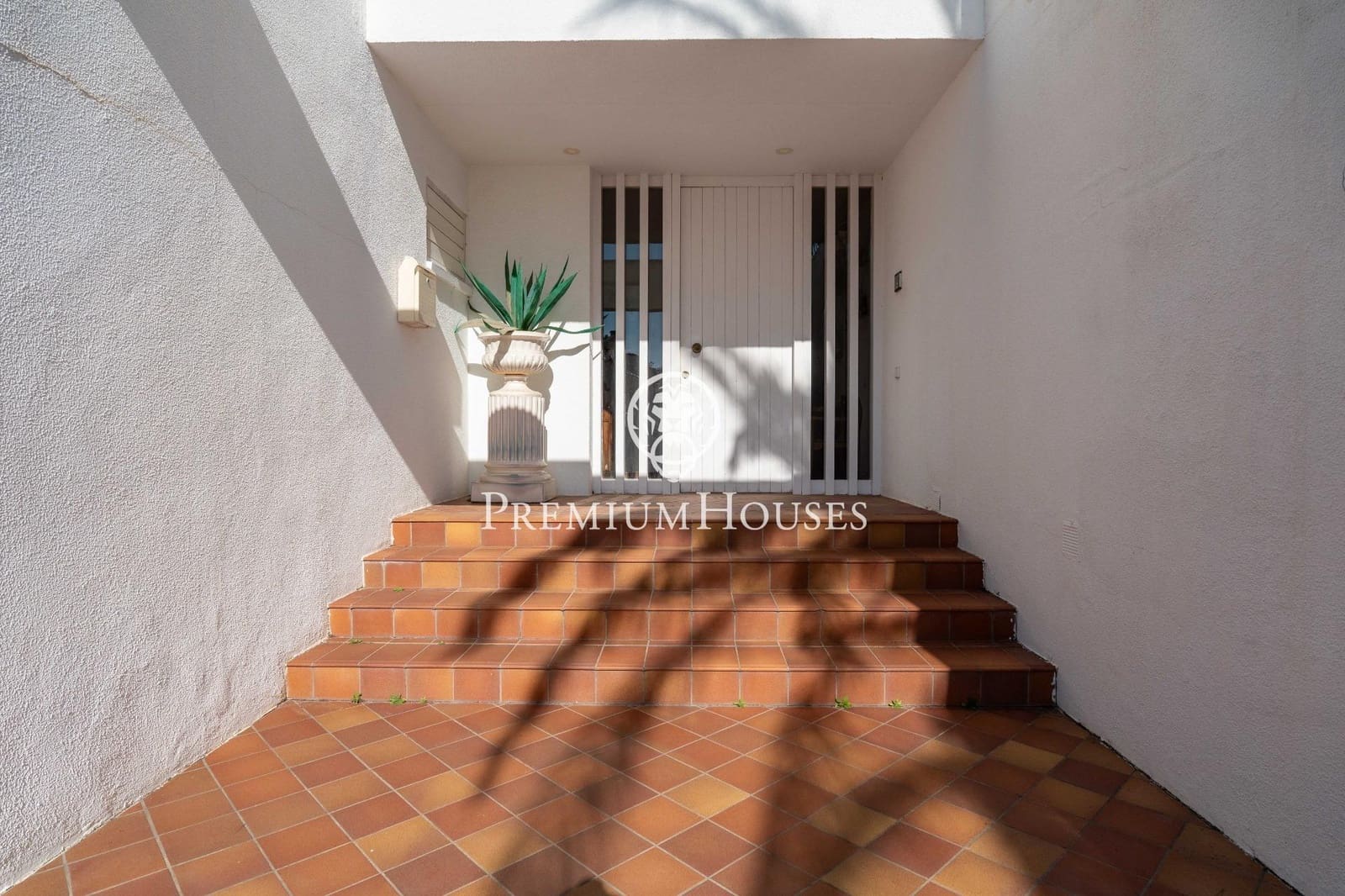 8 makuuhuone Huvila myytävänä paikassa Calafat mukana uima-altaan 
autotalli - 1 060 000 € (Ref: 9652240)