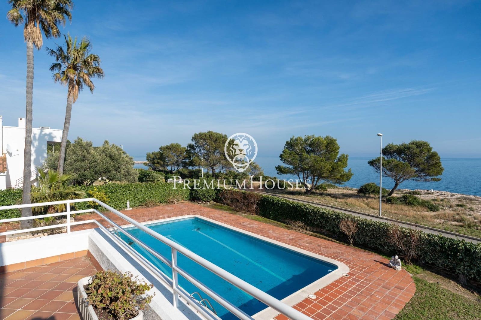 8 makuuhuone Huvila myytävänä paikassa Calafat mukana uima-altaan 
autotalli - 1 060 000 € (Ref: 9652240)