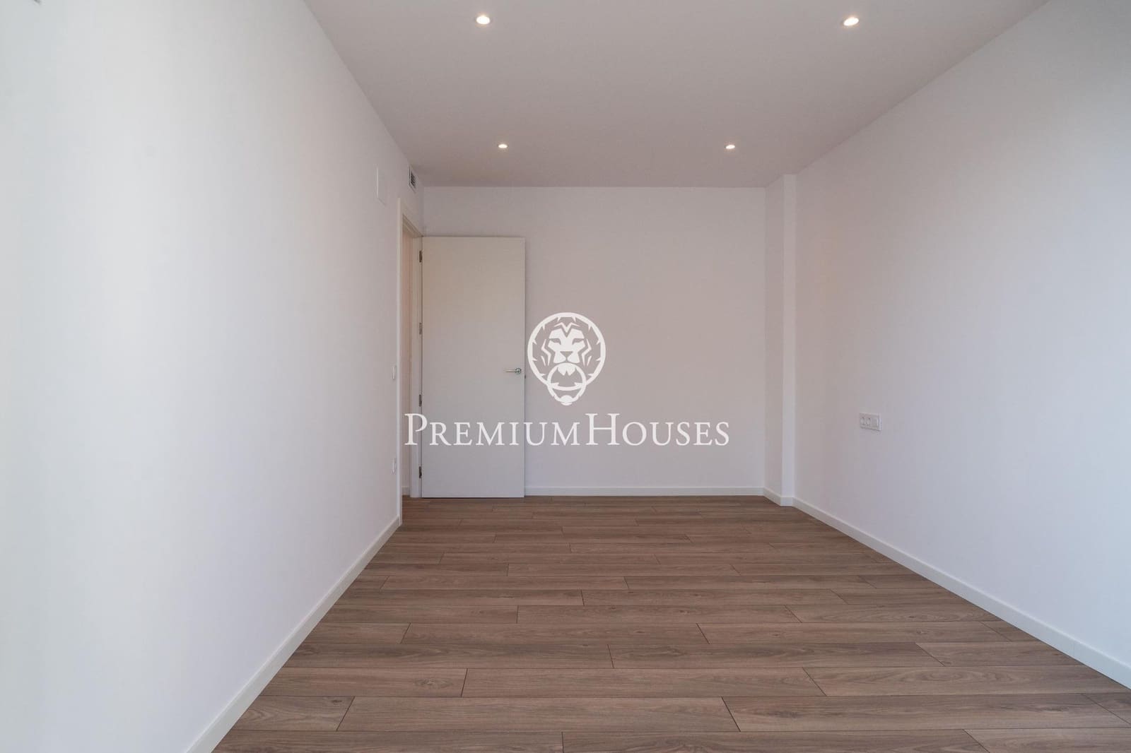 2 chambre Appartement à vendre à Vilanova i la Geltru avec garage - 519 000 € (Ref: 9674496)