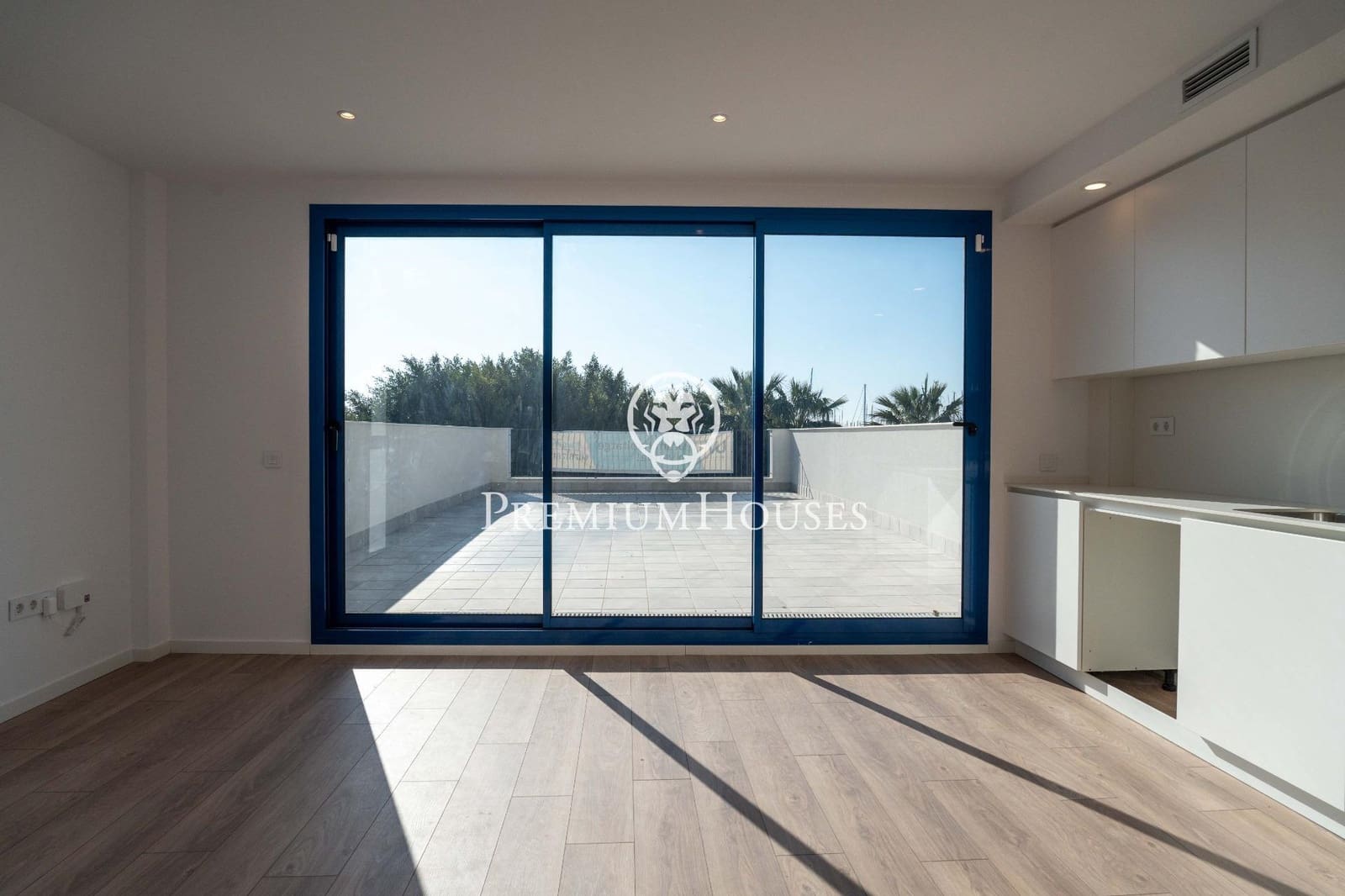 2 chambre Appartement à vendre à Vilanova i la Geltru avec garage - 519 000 € (Ref: 9674496)