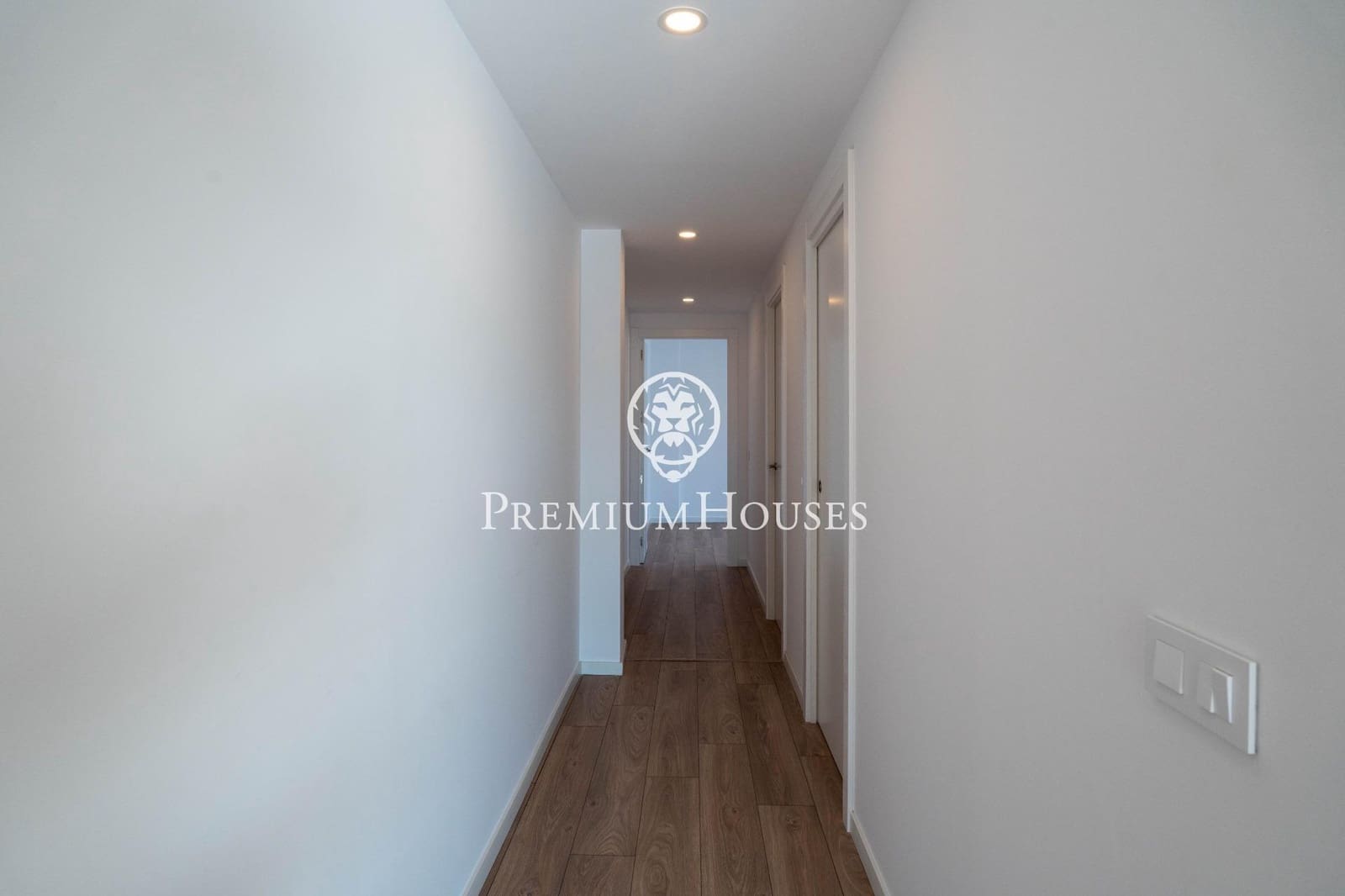 2 bedroom Flat for sale in Vilanova i la Geltru with garage - € 498,000 (Ref: 9674496)