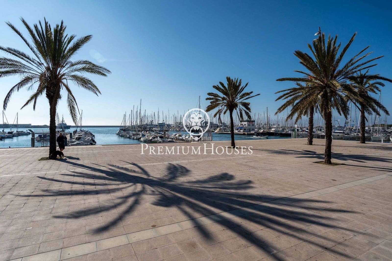 2 bedroom Flat for sale in Vilanova i la Geltru with garage - € 498,000 (Ref: 9674496)