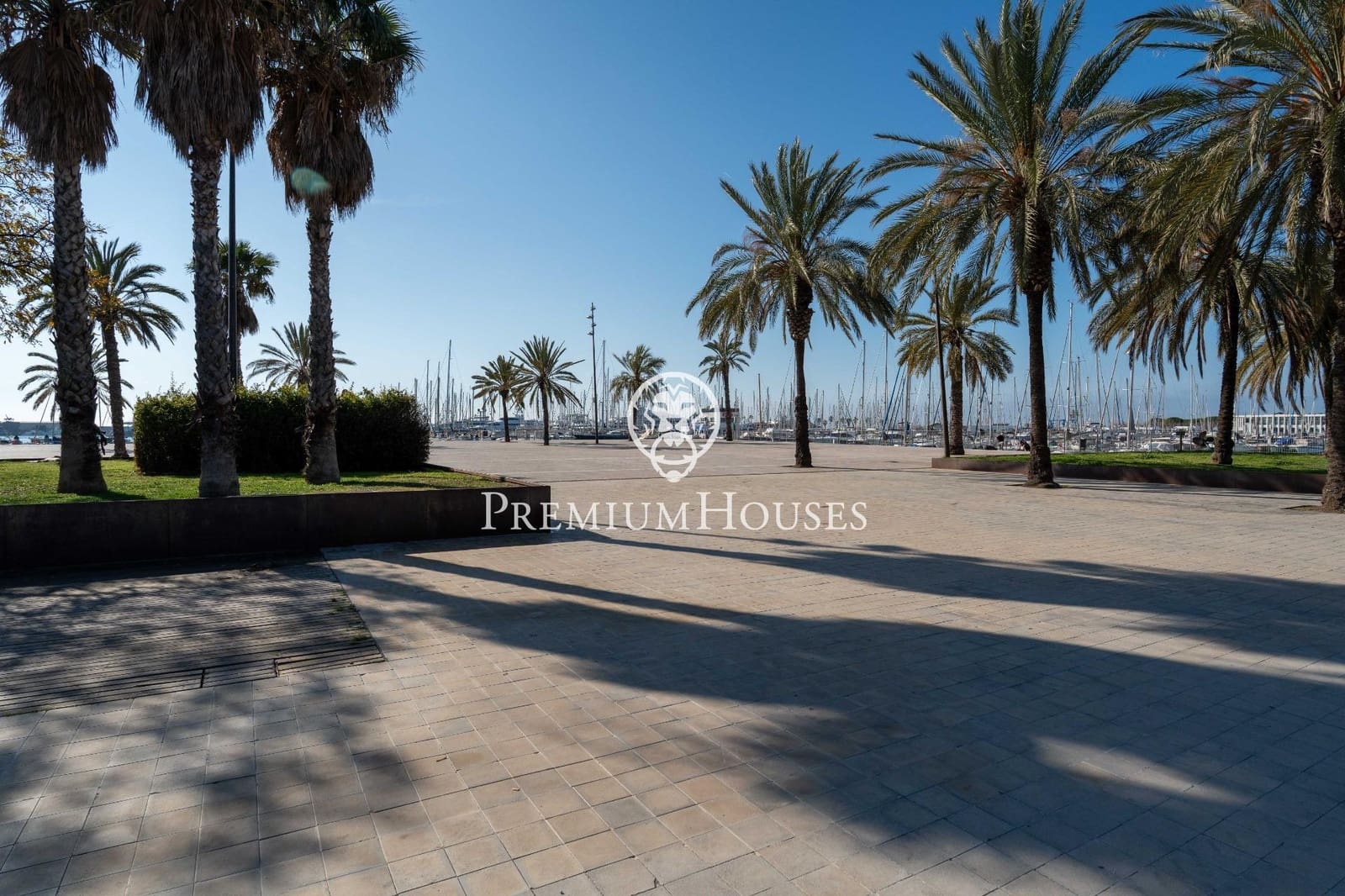 2 bedroom Flat for sale in Vilanova i la Geltru with garage - € 498,000 (Ref: 9674496)