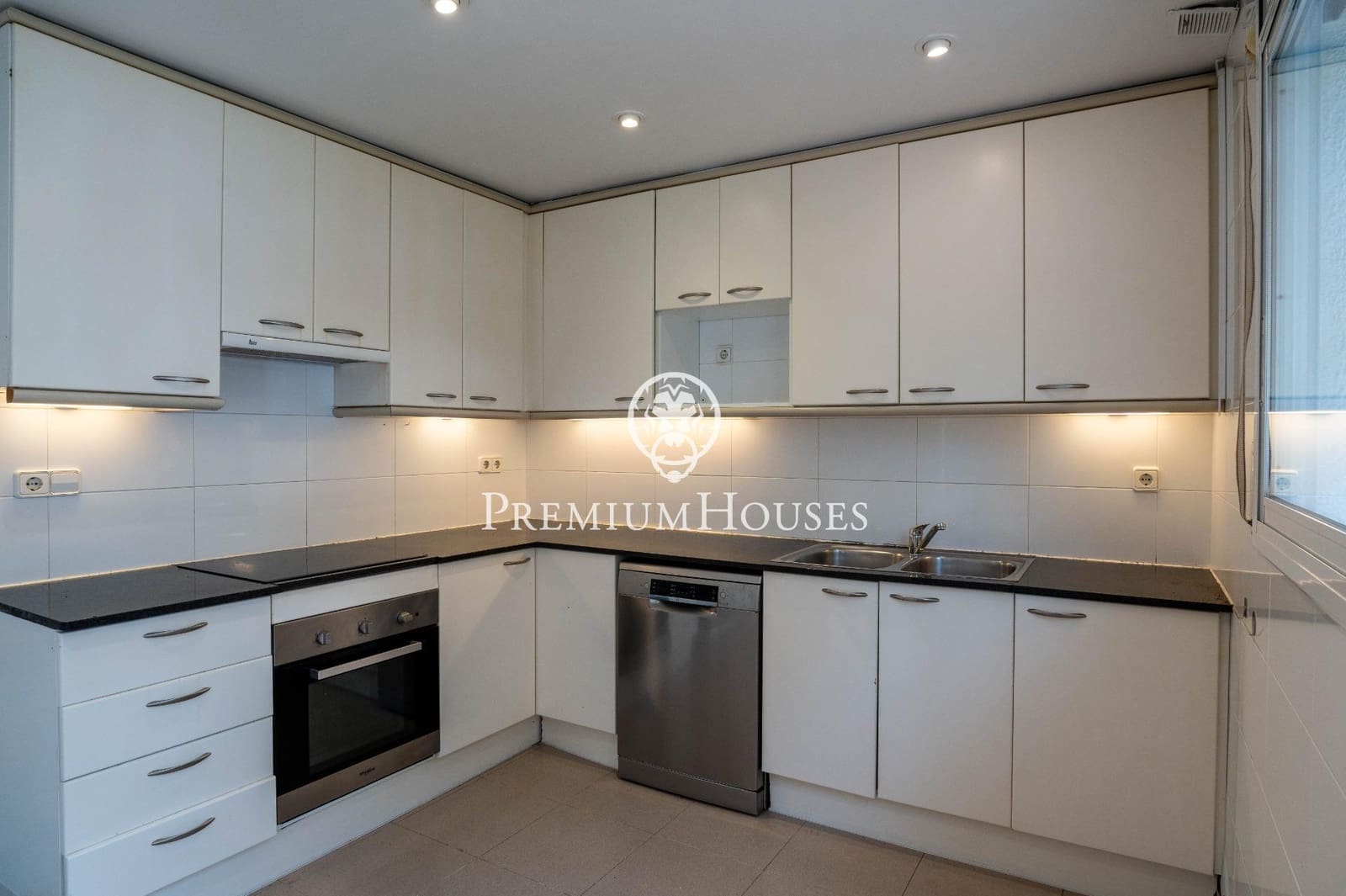 Pareado de 3 habitaciones en Sitges en venta - 1.300.000 € (Ref: 9677640)