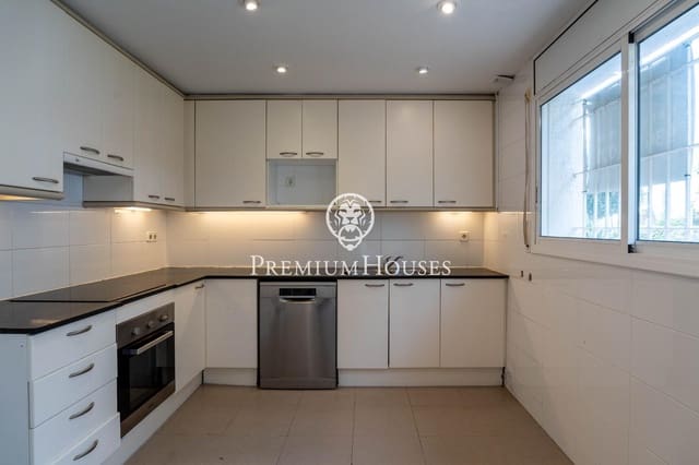 Pareado de 3 habitaciones en Sitges en venta - 1.300.000 € (Ref: 9677640)