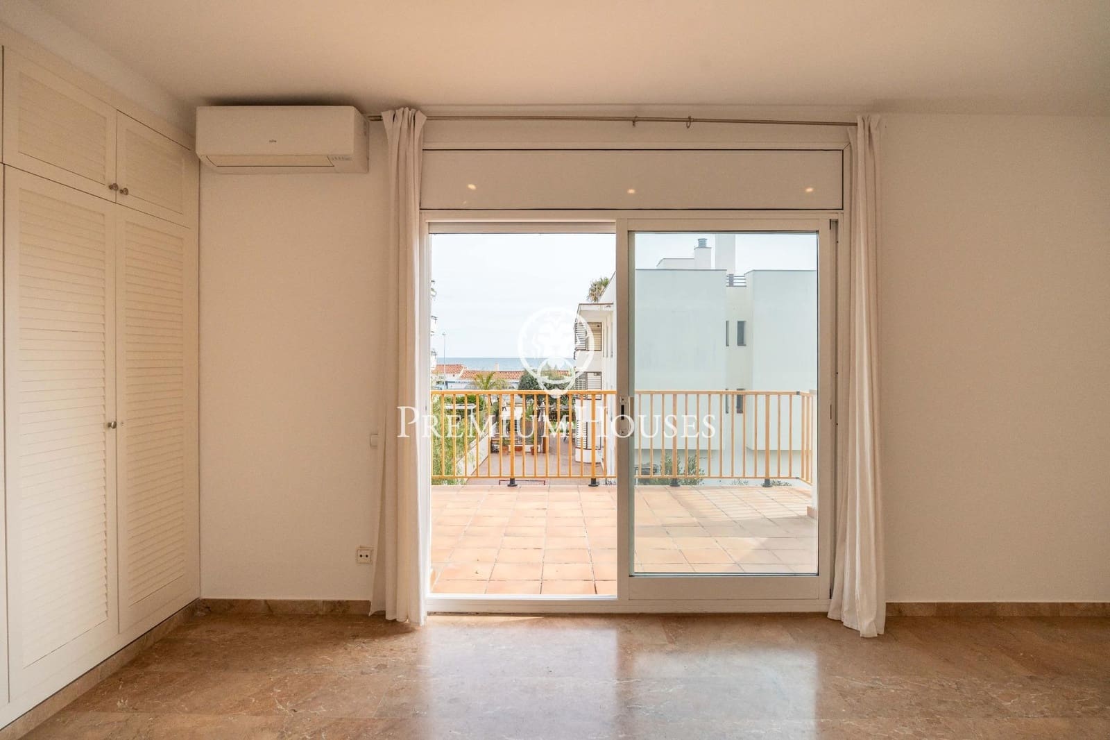Pareado de 3 habitaciones en Sitges en venta - 1.300.000 € (Ref: 9677640)
