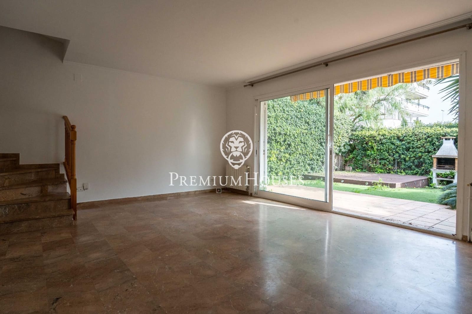 Pareado de 3 habitaciones en Sitges en venta - 1.300.000 € (Ref: 9677640)