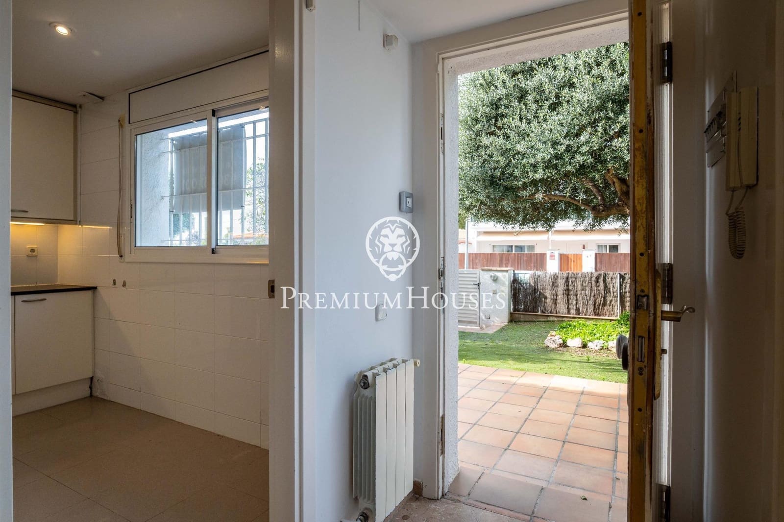 Pareado de 3 habitaciones en Sitges en venta - 1.300.000 € (Ref: 9677640)