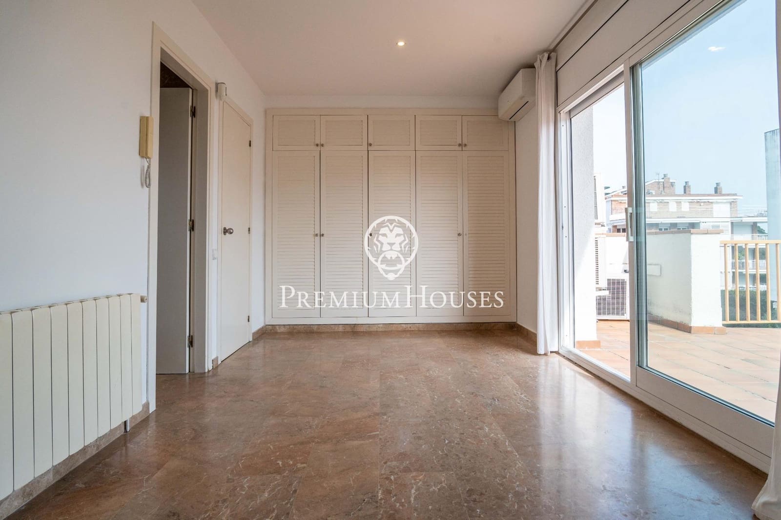 Pareado de 3 habitaciones en Sitges en venta - 1.300.000 € (Ref: 9677640)