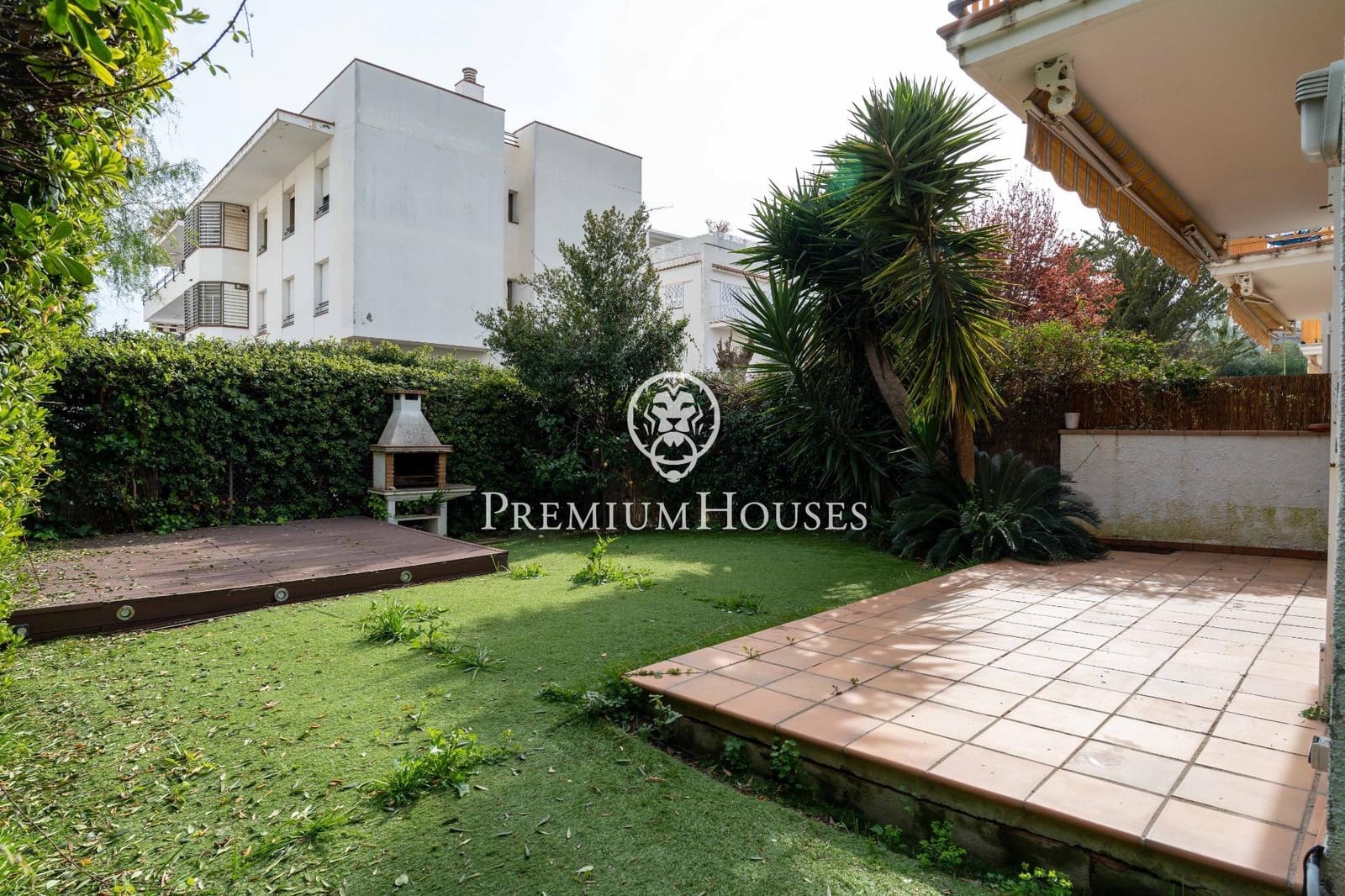 Pareado de 3 habitaciones en Sitges en venta - 1.300.000 € (Ref: 9677640)