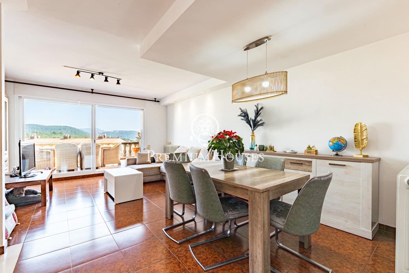 5 soverom Rekkehus til salgs i Sant Pere de Ribes med svømmebasseng - € 545 000 (Ref: 9686777)