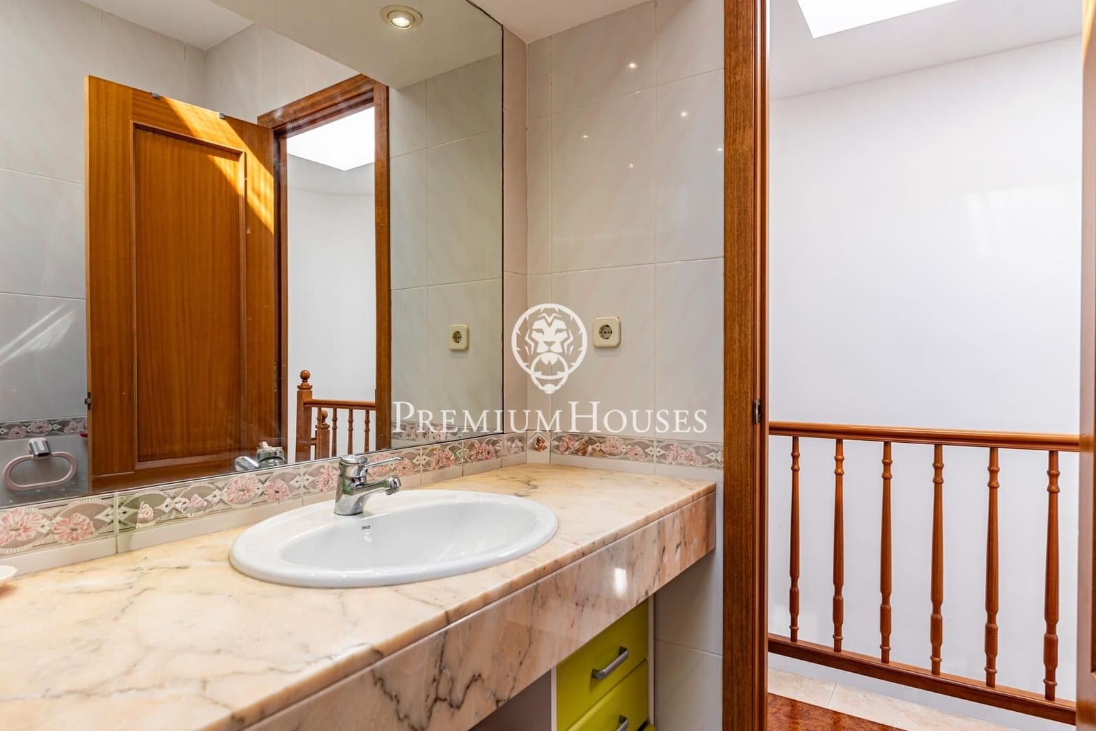 5 soverom Rekkehus til salgs i Sant Pere de Ribes med svømmebasseng - € 545 000 (Ref: 9686777)