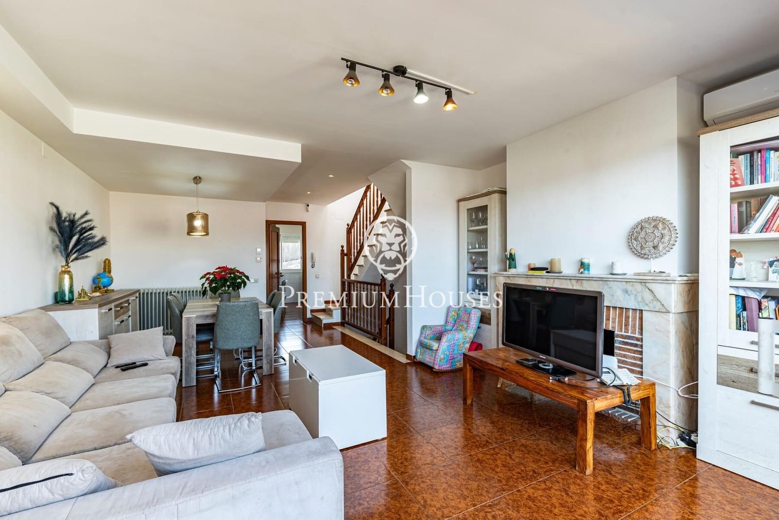 5 soverom Rekkehus til salgs i Sant Pere de Ribes med svømmebasseng - € 545 000 (Ref: 9686777)