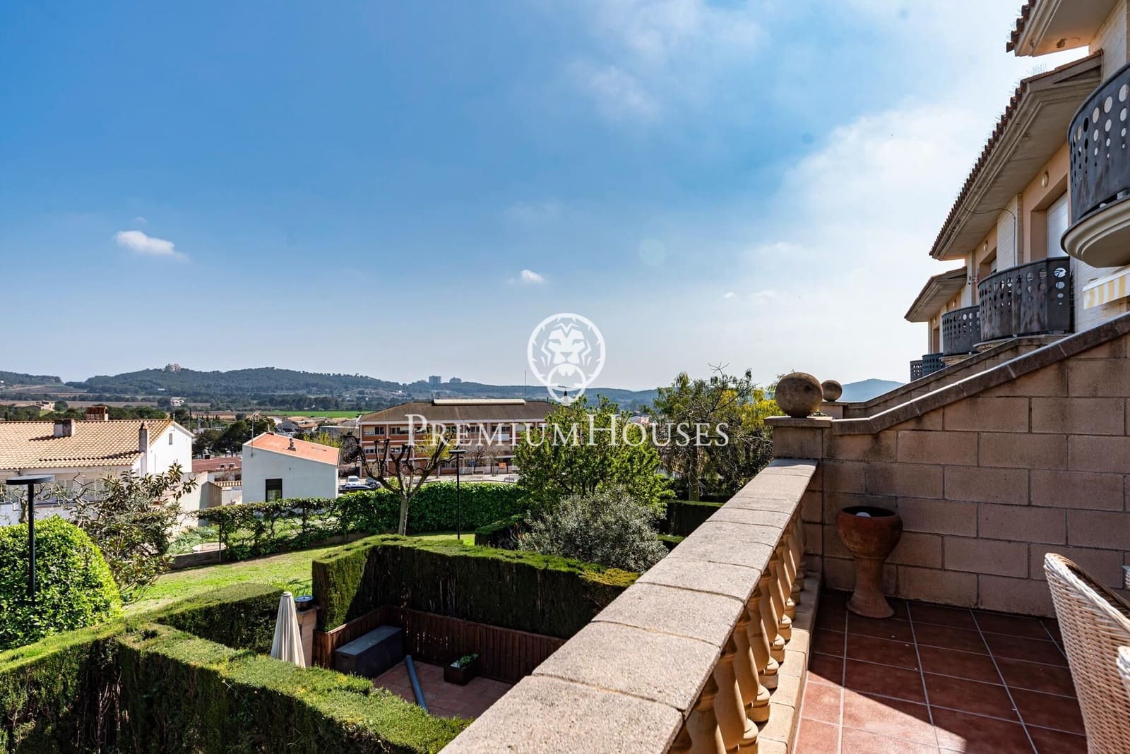 5 soverom Rekkehus til salgs i Sant Pere de Ribes med svømmebasseng - € 545 000 (Ref: 9686777)