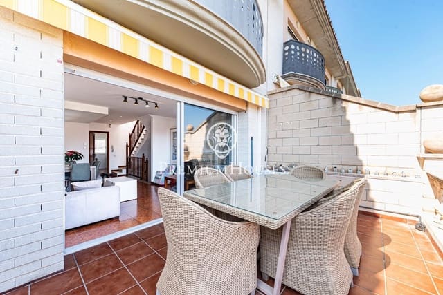 5 soverom Rekkehus til salgs i Sant Pere de Ribes med svømmebasseng - € 545 000 (Ref: 9686777)